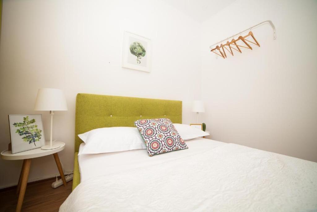Guesthouse Smart Bucharest Exterior photo